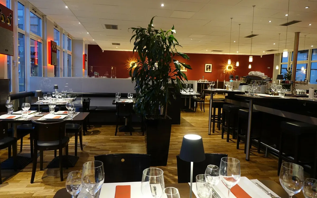 Einstein Restaurant Gastraum Ulm