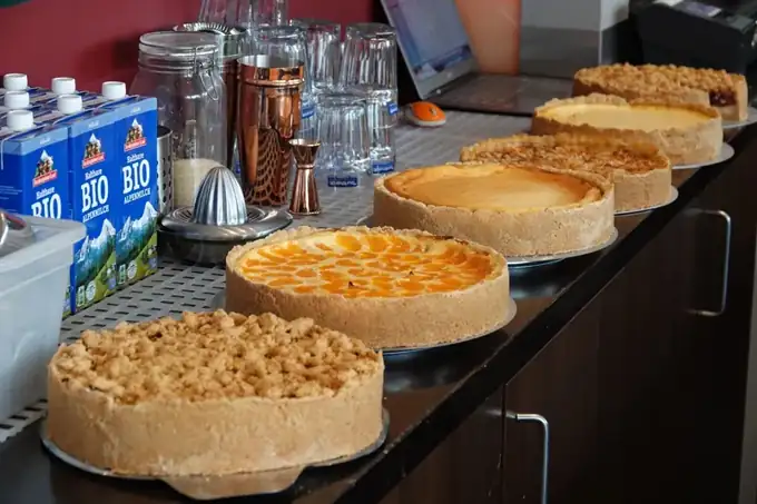 Einstein Kuchentheke